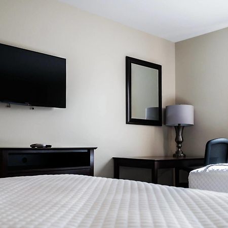 Holmes Suites And Inn Blacklick Buitenkant foto